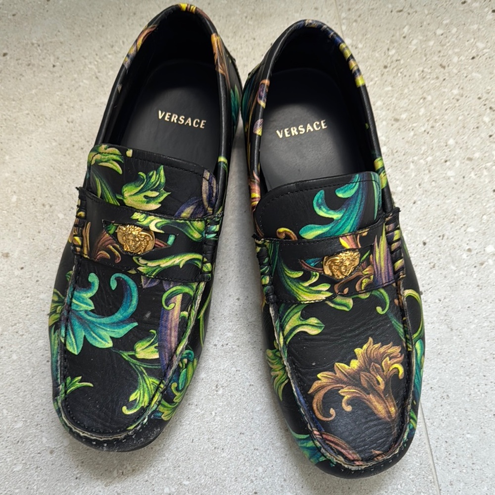 Versace Men's Vibrant Patterned Loafers